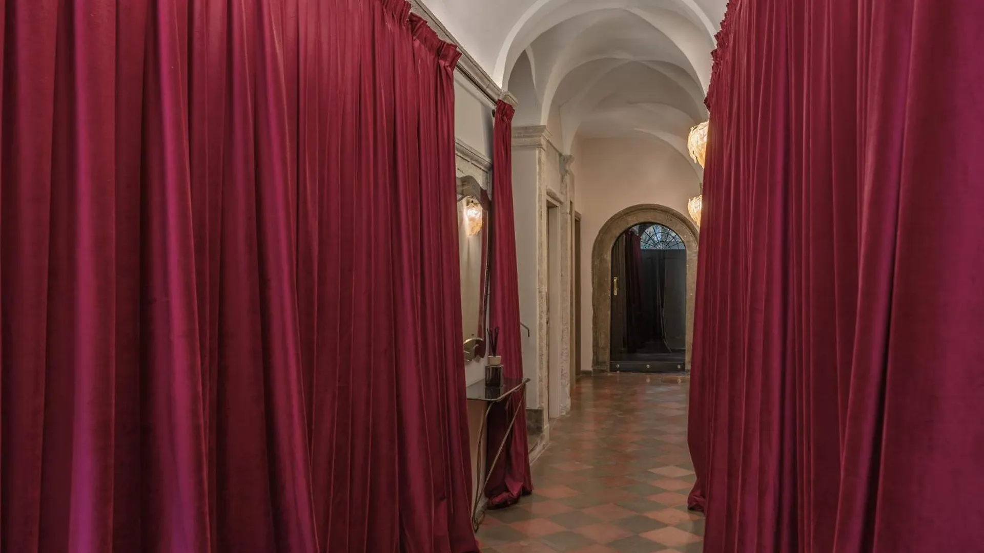 Residenza Brama - Art Aparthotel Rome Italy